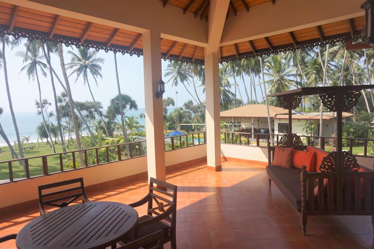 Lanka Beach Bungalows Tangalle Bagian luar foto