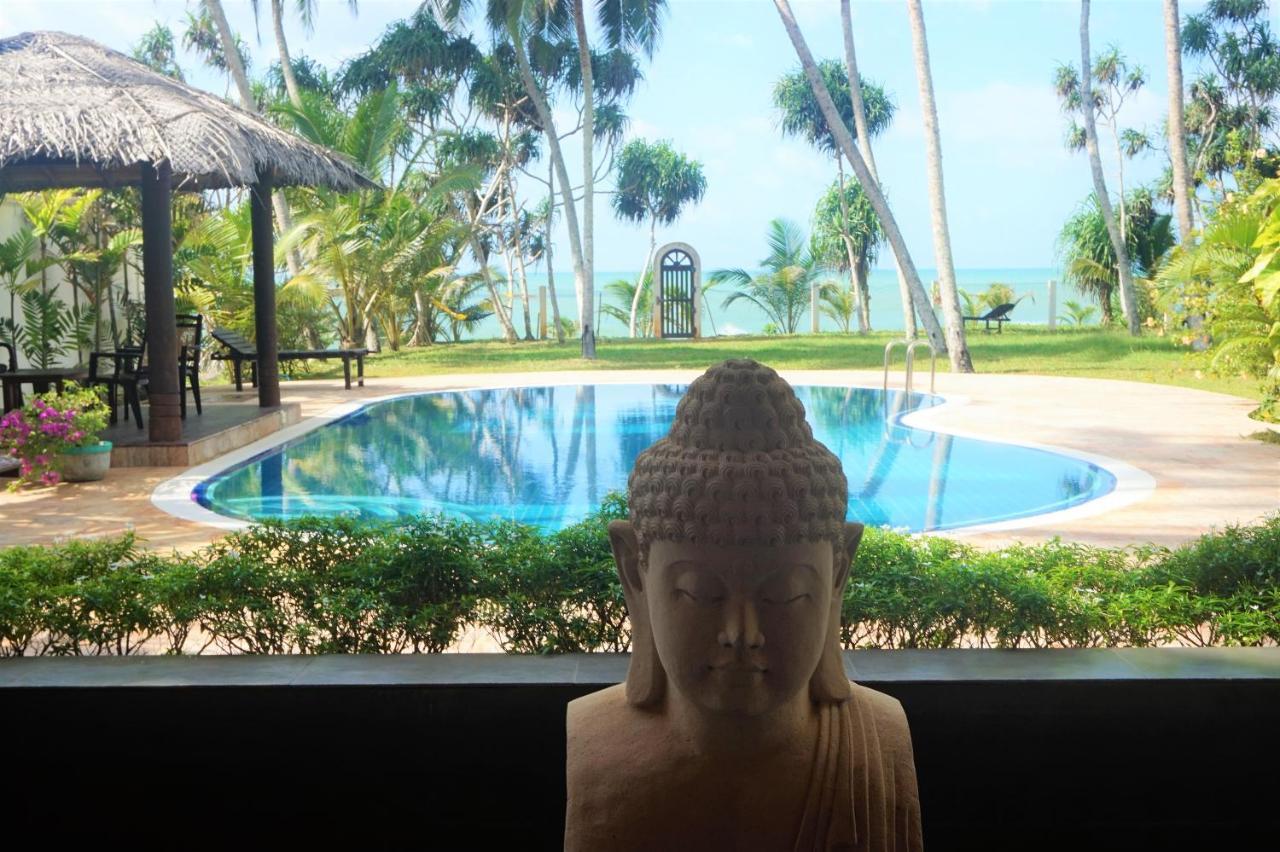 Lanka Beach Bungalows Tangalle Bagian luar foto