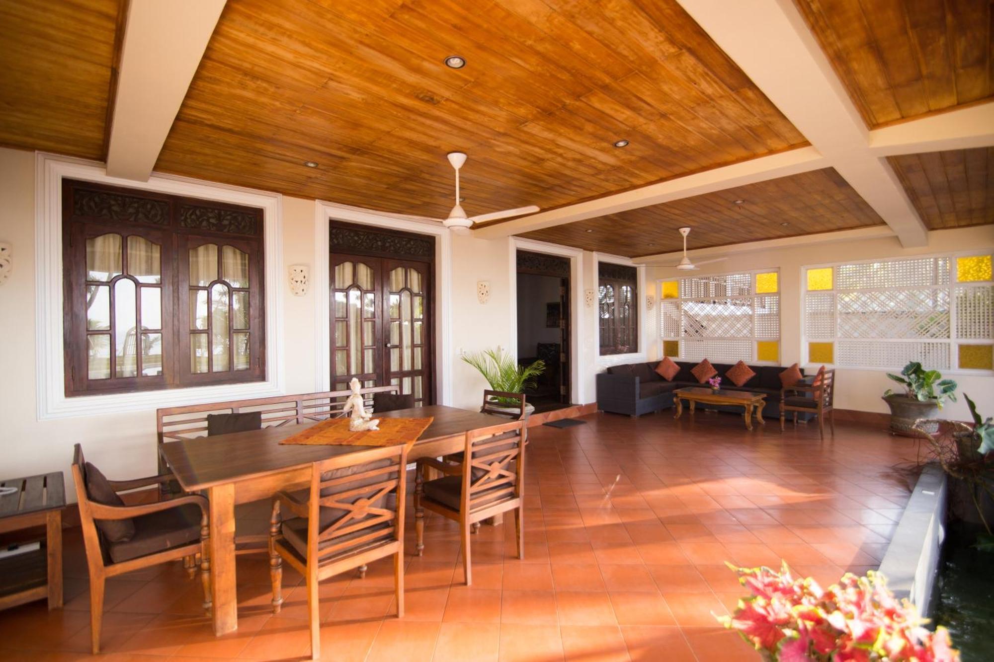 Lanka Beach Bungalows Tangalle Bagian luar foto
